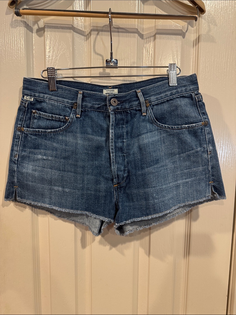 Citizens of Humanity Denim Button Fly Shorts. 
Sz 28